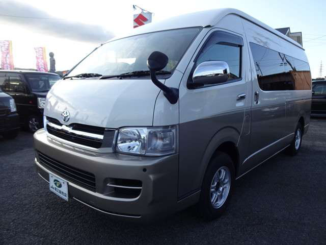 中古車 トヨタ ハイエース 2 7 グランドキャビン 4wd の中古車詳細 119 000km ホワイトツートン 長野県 129 8万円 中古車情報 中古車検索なら 車選びドットコム 車選び Com