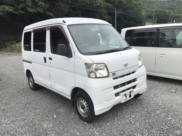 中古車 ダイハツ ハイゼットカーゴ スペシャル ハイルーフ の中古車詳細 116 000km ホワイト 長崎県 21万円 中古車情報 中古車検索なら 車選びドットコム 車選び Com