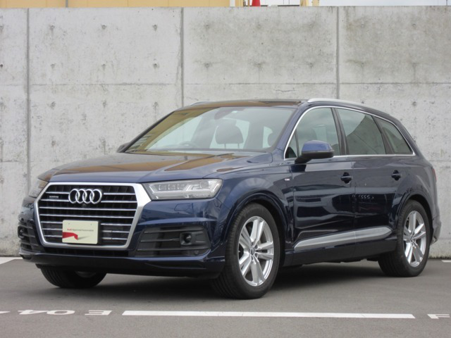 中古車 アウディ Q7 45 Tfsi クワトロ Sラインパッケージ 4wd 8 000km ブルーメタリック 大阪府 680万円 中古車 情報 中古車検索なら 車選びドットコム