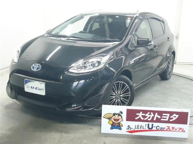 中古車 トヨタ アクア 1 5 G 26 000km ブラックメタリック 大分県 176万円 中古車情報 中古車検索なら 車選び Com