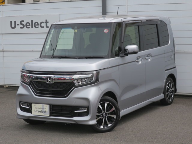 中古車 ホンダ N Boxカスタム G L ホンダセンシング 17 000km シルバー 千葉県 149 8万円 中古車情報 中古車 検索なら 車選び Com