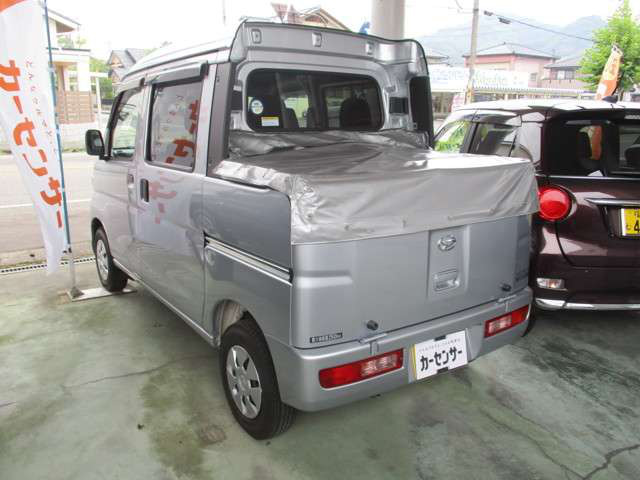 中古車 ダイハツ ハイゼットデッキバン G 4wd の中古車詳細 3 000km シルバー 福井県 136万円 中古車情報 中古車 検索なら 車選びドットコム 車選び Com