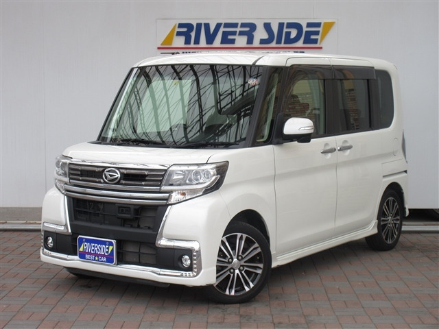 中古車 ダイハツ タントカスタム Rs トップエディション Saii Bカメラetc 55 000km パール 神奈川県 129万円 中古 車情報 中古車検索なら 車選びドットコム