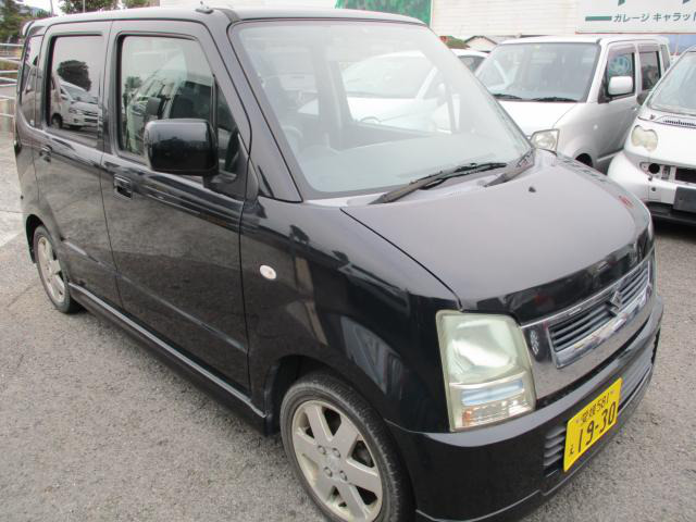 中古車情報 スズキ ワゴンr 660 Fx S リミテッド 修復歴無し の中古車詳細 走行距離 9 3万km カラー ブラック 販売地域 愛媛県松山市 中古車を探すなら Carme カーミー 中古車