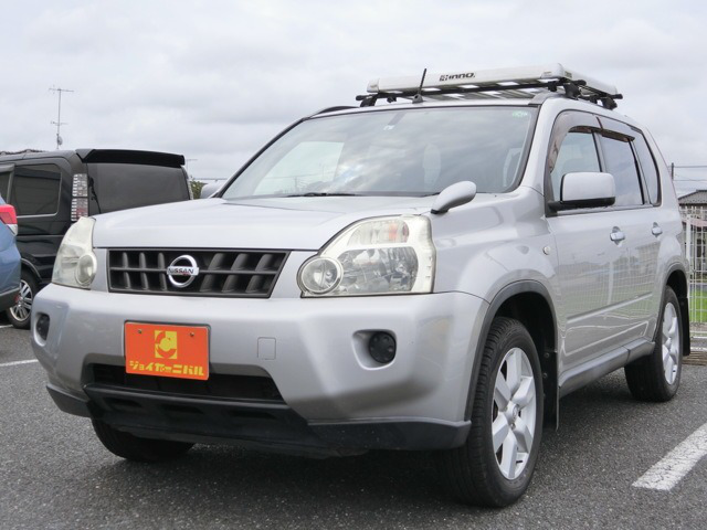 中古車 日産 エクストレイル 2 0 x 4wd 6速マニュアル ガソリン車 オートエアコン の中古車詳細 87 000km シルバーメタリック 千葉県 75 3万円 中古車情報 中古車検索なら 車選びドットコム 車選び Com