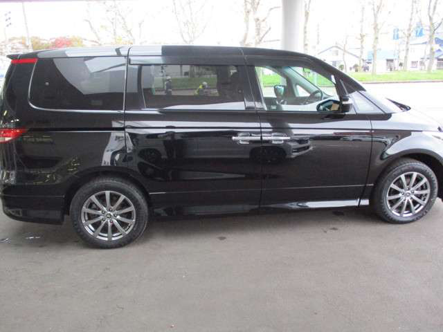 中古車 ホンダ エリシオン 2 4 G エアロ Hddナビ スペシャルパッケージ 4wd の中古車詳細 70 000km ブラック 北海道 119 9万円 中古車情報 中古車検索なら 車選びドットコム 車選び Com