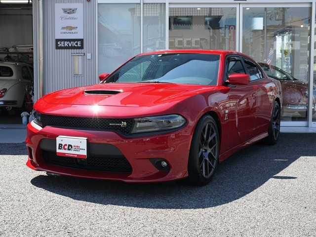 中古車 ダッジ チャージャー R T スキャットパック の中古車詳細 25 000km レッド 兵庫県 508万円 中古車情報 中古車 検索なら 車選びドットコム 車選び Com