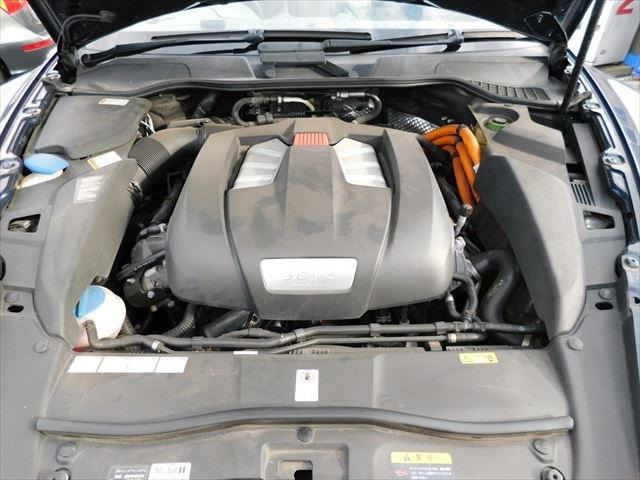 中古車 ポルシェ カイエン S ハイブリッド 4wd サンルーフグレー革シートhddナビフルセ の中古車詳細 123 000km ダークブルー 栃木県 249 8万円 中古車情報 中古車検索なら 車選びドットコム 車選び Com