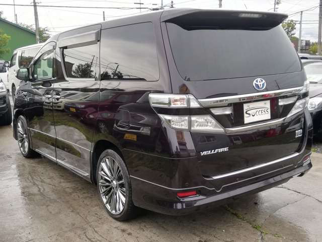 中古車 トヨタ ヴェルファイアハイブリッド 2 4 X 4wd 本州仕入れ フルエアロ インチアルミ の中古車詳細 112 000km パープル 北海道 155万円 中古車情報 中古車検索なら 車選びドットコム 車選び Com