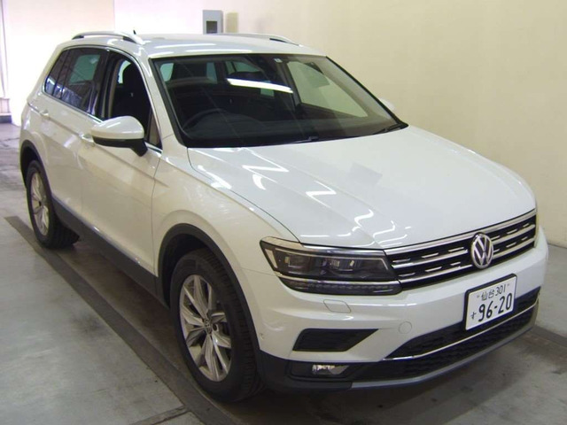 中古車 フォルクスワーゲン ティグアン Tdi 4モーション ハイライン の中古車詳細 5 000km シロ 北海道 468万円 中古車 情報 中古車検索なら 車選びドットコム 車選び Com
