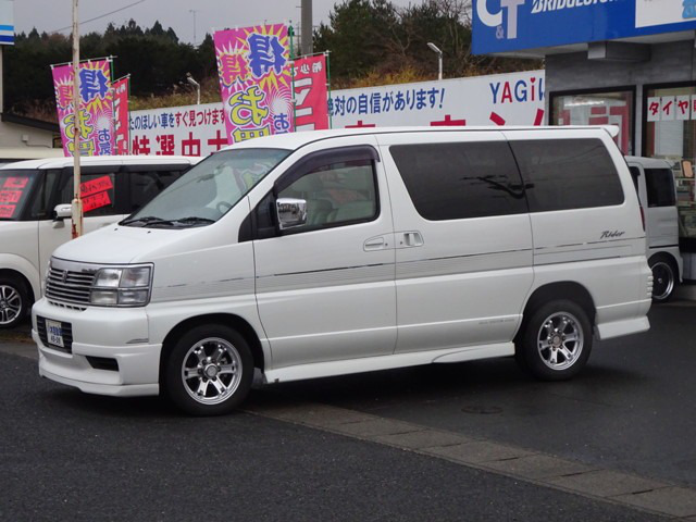 中古車 日産 エルグランド 3 2 ライダー ディーゼル の中古車詳細 96 000km パール 岩手県 68 2万円 中古車情報 中古車 検索なら 車選びドットコム 車選び Com