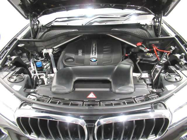 中古車 Bmw X5 Xドライブ 35d Mスポーツ 4wd の中古車詳細 7 000km ブラック 神奈川県 518万円 中古車情報 中古車検索なら 車選びドットコム 車選び Com 中古車 Bmw X5 Xドライブ 35d Mスポーツ 4wd の中古車詳細 7 000km ブラック 神奈川県 518万円 中古車情報 中古車検索なら 車選びドットコム 車選び Com