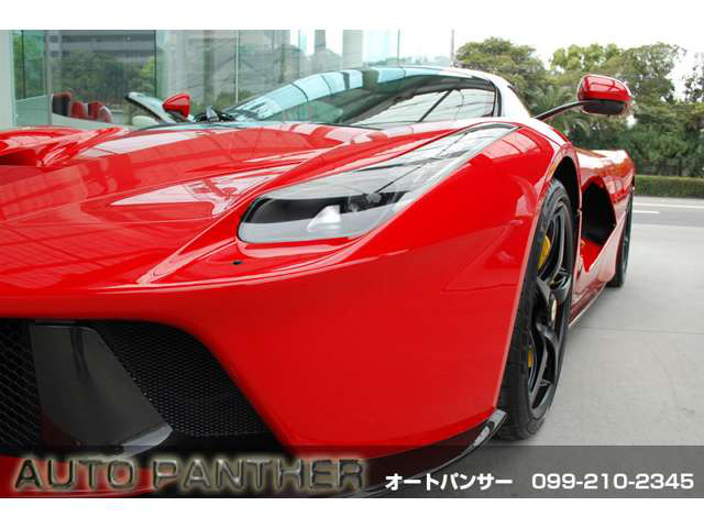 中古車 フェラーリ ラ フェラーリ 6 3 国内未登録 予備検 黒革 の中古車詳細 221km Rosso Corsa 鹿児島県 価格応談 中古車情報 中古車検索なら 車選びドットコム 車選び Com