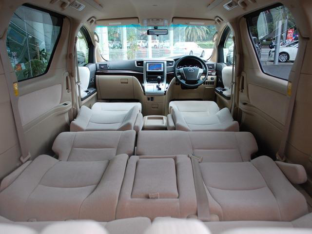 中古車 トヨタ ヴェルファイア 2 4 X 純正sdナビ Tv パワースライド の中古車詳細 66 000km シルバーメタリック 1f7 鹿児島県 178万円 中古車情報 中古車検索なら 車選びドットコム 車選び Com