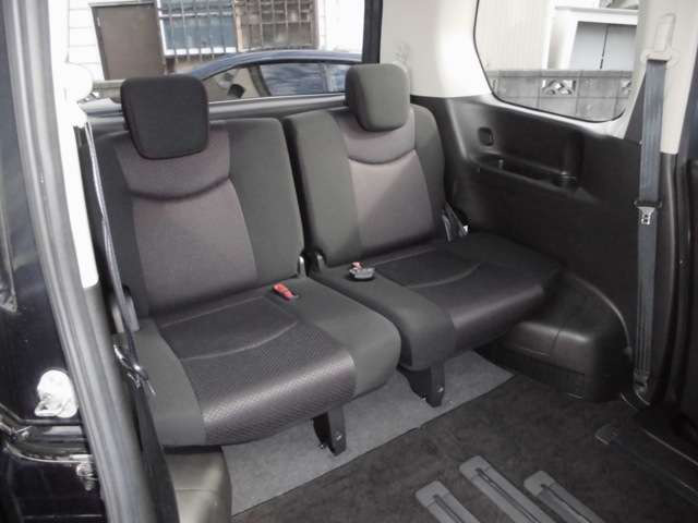 中古車 日産 セレナ 2 0 ハイウェイスター Vセレクション 4wd の中古車詳細 99 000km ブルー 岩手県 79万円 中古車情報 中古車検索なら 車選びドットコム 車選び Com