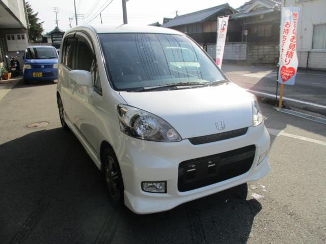 中古車 ホンダ ライフ ディーバ の中古車詳細 53 000km パール 愛媛県 29 8万円 中古車情報 中古車検索なら 車 選びドットコム 車選び Com