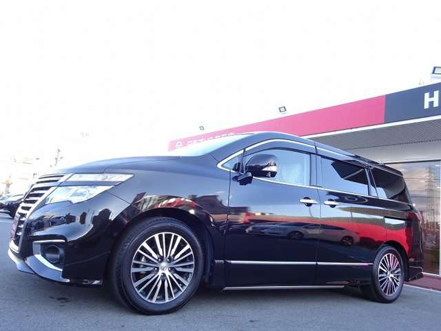 中古車 日産 エルグランド 3 5 Vip の中古車詳細 43 000km ブラック 兵庫県 329 8万円 中古車情報 中古車検索なら 車選びドットコム 車選び Com