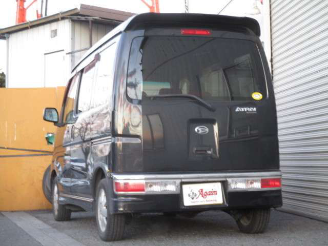 中古車 ダイハツ アトレーワゴン カスタムターボr の中古車詳細 85 000km ブラック 埼玉県 38万円 中古車情報 中古車 検索なら 車選びドットコム 車選び Com