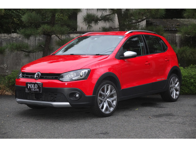 中古車 フォルクスワーゲン クロスポロ 1 2 の中古車詳細 47 800km フラッシュレッド 大阪府 128万円 中古車情報 中古車 検索なら 車選びドットコム 車選び Com