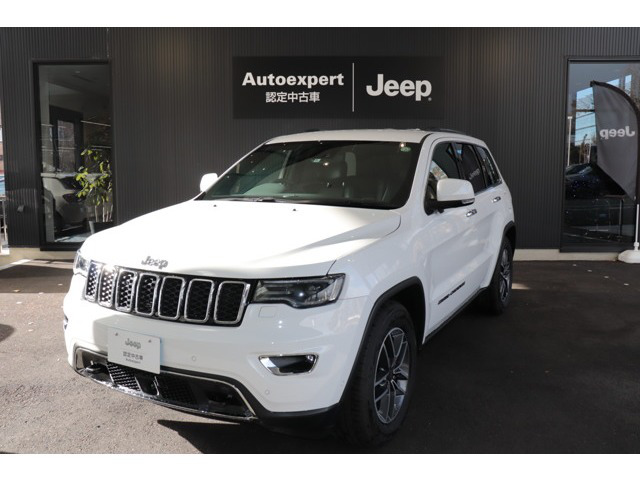 中古車 クライスラー ジープ グランドチェロキー リミテッド 4wd の中古車詳細 800km ホワイト 山口県 528万円 中古車情報 中古車検索なら 車選びドットコム 車選び Com