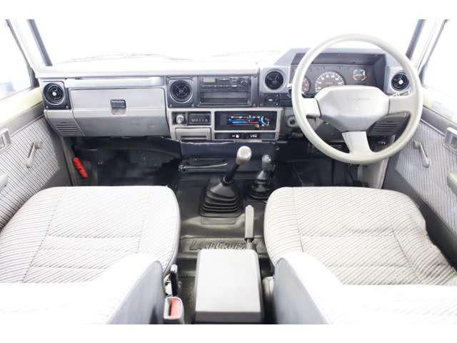 中古車情報 トヨタ ランドクルーザー70 3 5 Lx ディーゼル 4wd 修復歴無し の中古車詳細 走行距離 8 3万km カラー ベージュ 販売地域 群馬県伊勢崎市 中古車を探すなら Carme カーミー 中古車