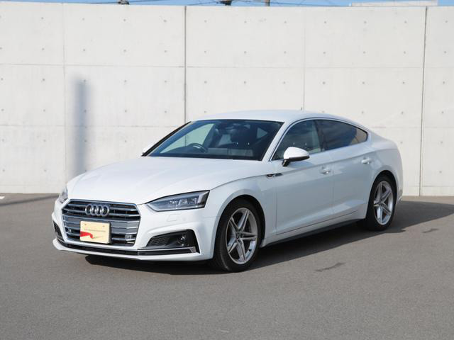 中古車 アウディ A5スポーツバック 2 0 Tfsi スポーツ Sラインパッケージ 19 000km ホワイト 大阪府 406万円 中古車情報 中古車検索なら 車選びドットコム 車選び Com