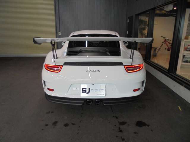 中古車 ポルシェ 911 Gt3 Rs Pdk の中古車詳細 19 000km ホワイト 愛媛県 価格応談 中古車情報 中古車検索なら 車 選びドットコム 車選び Com