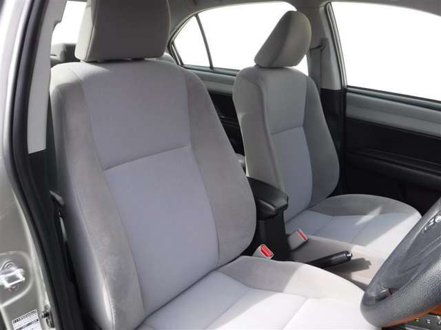 中古車 トヨタ カローラアクシオ 1 5 X の中古車詳細 49 000km ベージュメタリック 福岡県 59 4万円 中古車情報 中古車検索なら 車選びドットコム 車選び Com