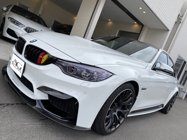 中古車 Bmw M3セダン M Dct ドライブロジック 000km ホワイト 愛媛県 価格応談 中古車情報 中古車検索なら 車 選びドットコム 車選び Com