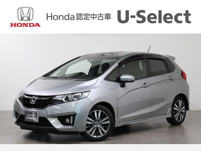 中古車 ホンダ フィット 1 5 ハイブリッド Sパッケージ の中古車詳細 42 000km シルバーメタリック 長野県 119 8万円 中古車情報 中古車検索なら 車選びドットコム 車選び Com