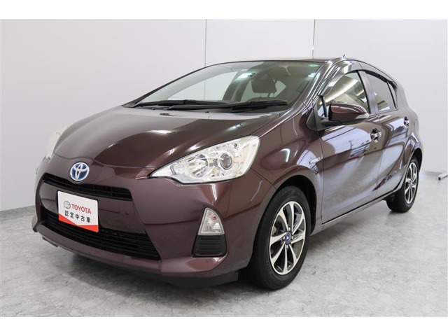 中古車 トヨタ アクア 1 5 G ブラックソフトレザーセレクション 38 000km ダークパープルメタリック 富山県 8万円 中古車情報 中古車検索なら 車選びドットコム 車選び Com