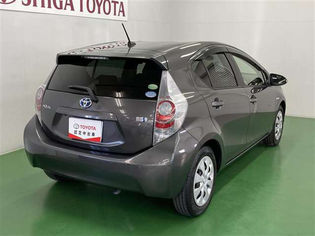 中古車 トヨタ アクア 1 5 G の中古車詳細 39 000km グレーメタリック 滋賀県 75万円 中古車情報 中古車検索なら 車 選びドットコム 車選び Com