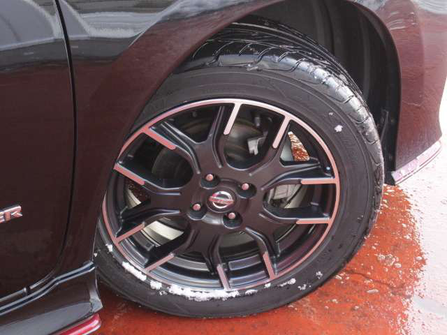 中古車 日産 ノート 1 2 E Power Nismo の中古車詳細 13 000km ブラック 山形県 1万円 中古車情報 中古 車検索なら 車選びドットコム 車選び Com