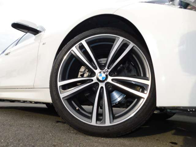 中古車 Bmw 3i Xドライブ Mスポーツ 4wd の中古車詳細 39 000km ホワイト 東京都 258万円 中古車情報 中古車 検索なら 車選びドットコム 車選び Com