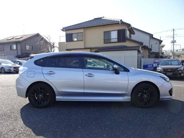中古車 スバル インプレッサスポーツ ハイブリッド 2 0 I S アイサイト 4wd の中古車詳細 19 000km シルバーメタリック 神奈川県 152 9万円 中古車情報 中古車検索なら 車選びドットコム 車選び Com