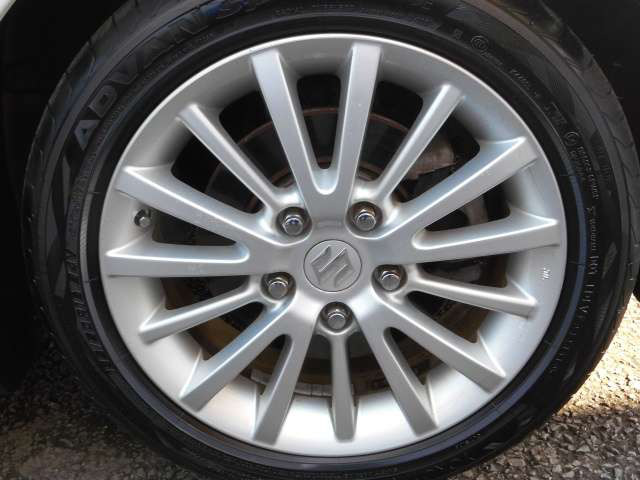 中古車 スズキ スイフト 1 6 スポーツ の中古車詳細 62 000km ホワイト 埼玉県 34万円 中古車情報 中古車検索なら 車選びドットコム 車選び Com