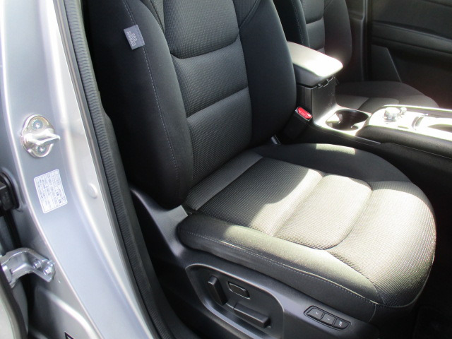 中古車 マツダ Cx 5 2 2 Xd プロアクティブ の中古車詳細 22 000km シルバー 東京都 235万円 中古車情報 中古車検索なら 車選びドットコム 車選び Com