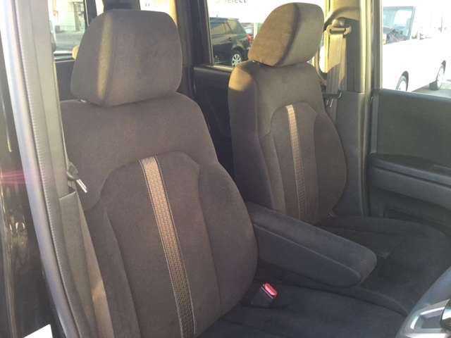 中古車 ホンダ N Boxカスタム G Ex の中古車詳細 21 000km ブラックパール 群馬県 145 8万円 中古車情報 中古車検索なら 車選びドットコム 車選び Com