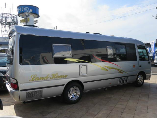 中古車 トヨタ コースター Rvランド ランドホーム ロング ターボ の中古車詳細 53 332km シルバー 茨城県 1 150万円 中古車情報 中古車検索なら 車選びドットコム 車選び Com