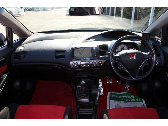 中古車 ホンダ シビックタイプr 2 0 無限 Rr の中古車詳細 87 660km ブラック 茨城県 269万円 中古車情報 中古 車検索なら 車選びドットコム 車選び Com