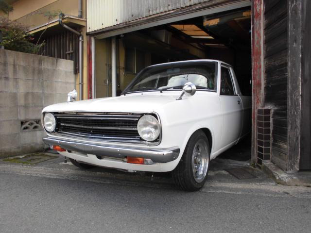 中古車 日産 サニートラック 1 2 デラックス 車高調 モモステアリング チューブグリル の中古車詳細 92 000km ホワイト 愛媛県 158万円 中古車情報 中古車検索なら 車選びドットコム 車選び Com