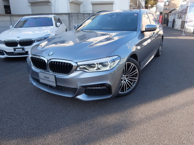 中古車 Bmw 523dツーリング Mスポーツ ディーゼル ディーゼルターボ の中古車詳細 6 000km グレーメタリック 東京都 429万円 中古車情報 中古車検索なら 車選びドットコム 車選び Com
