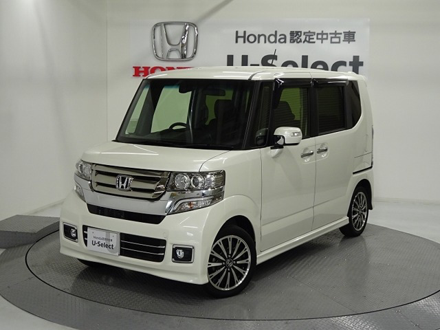 中古車 ホンダ N Boxカスタム G ターボ Ssパッケージ の中古車詳細 21 000km ホワイトパール 香川県 149 8万円 中古車情報 中古車検索なら 車選びドットコム 車選び Com