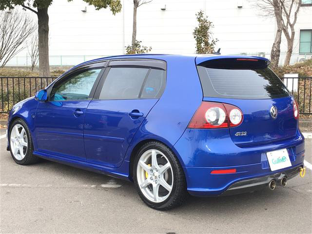 中古車 フォルクスワーゲン ゴルフ R32 4wd 4wd 本革シート の中古車詳細 85 000km 青 新潟県 69 9万円 中古車 情報 中古車検索なら 車選びドットコム 車選び Com