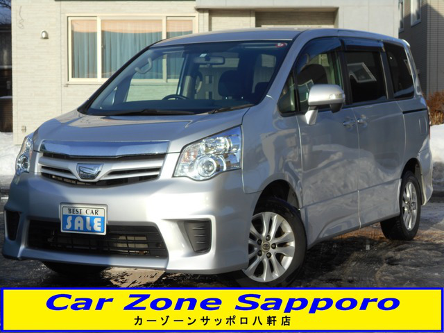 中古車 トヨタ ノア 2 0 S 4wd パワースライドドア の中古車詳細 49 000km シルバー 北海道 119万円 中古車情報 中古車検索なら 車選びドットコム 車選び Com