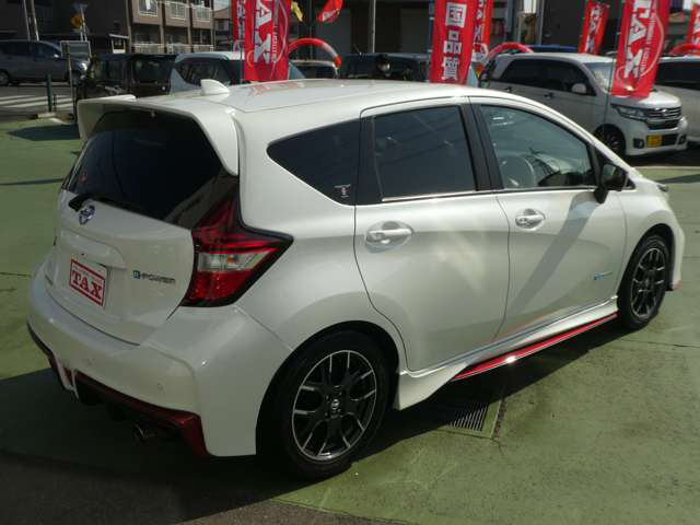 中古車 日産 ノート 1 2 E Power Nismo アラビューナビtv Led スマート Etc2 0 の中古車詳細 13 000km ブリリアントホワイトパール 埼玉県 179万円 中古車情報 中古車検索なら 車選びドットコム 車選び Com