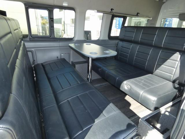 中古車 日産 Nv350キャラバン キャンピング Nv350キャラバン オグショー製ディーゼル4wd の中古車詳細 87 521km パール 岐阜県 379万円 中古車情報 中古車検索なら 車選びドットコム 車選び Com