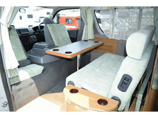 中古車 トヨタ ハイエース キャンピング ハイエース レクビィ ファイブスター 常設二段ベッド の中古車詳細 65 079km シルバー 群馬県 339万円 中古車情報 中古車検索なら 車選びドットコム 車選び Com