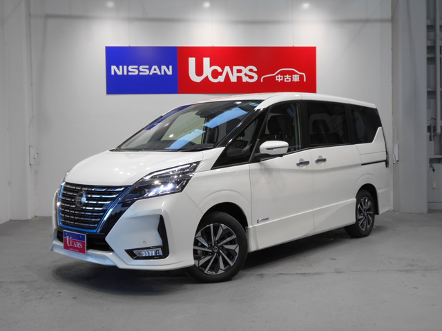 中古車 日産 セレナ 1 2 E Power ハイウェイスター V の中古車詳細 410km パールホワイト 大阪府 356万円 中古 車情報 中古車検索なら 車選びドットコム 車選び Com