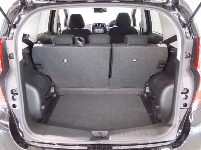 中古車 日産 ノート 1 2 E Power X の中古車詳細 5 000km ブラック 大阪府 148万円 中古車情報 中古車検索なら 車選びドットコム 車選び Com